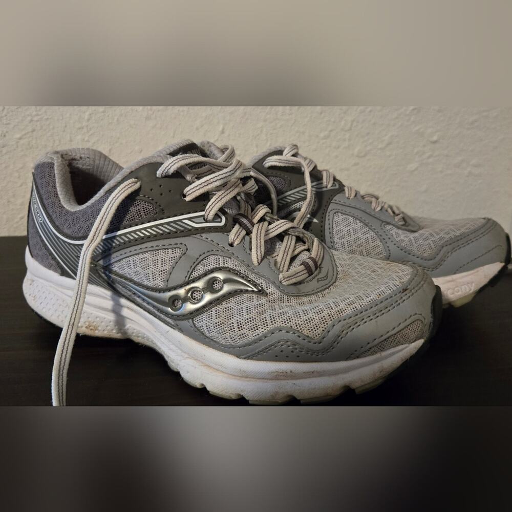 Saucony Gray Athletic Shoes with Mesh Upper and Cushioned Sole